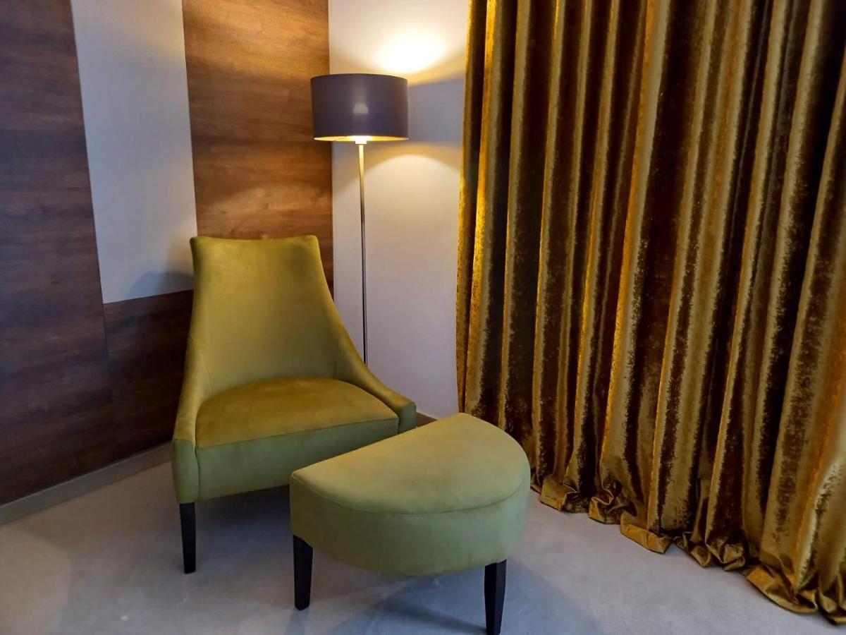 סנג' Hotel Meduza מראה חיצוני תמונה