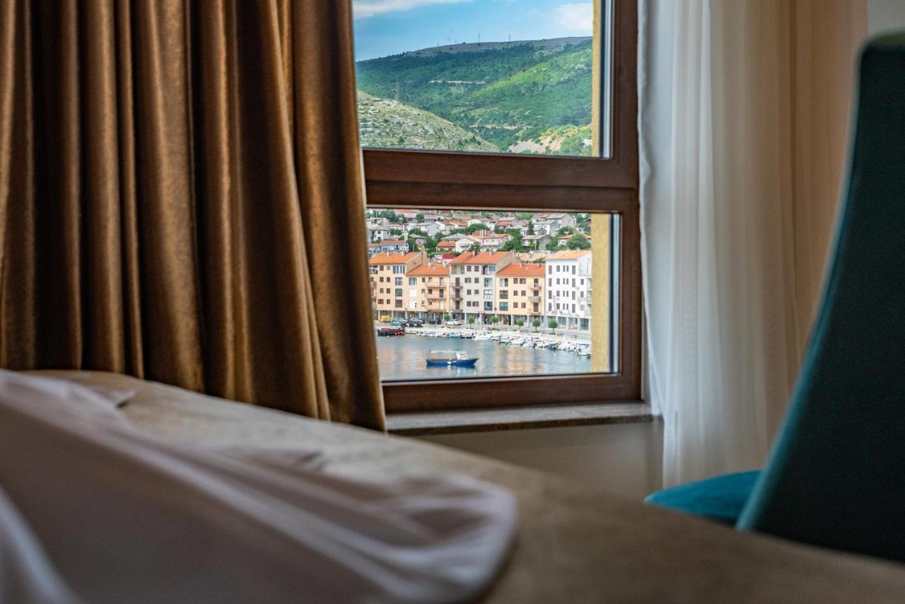 סנג' Hotel Meduza מראה חיצוני תמונה