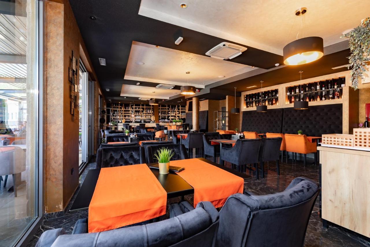 סנג' Hotel Meduza מראה חיצוני תמונה