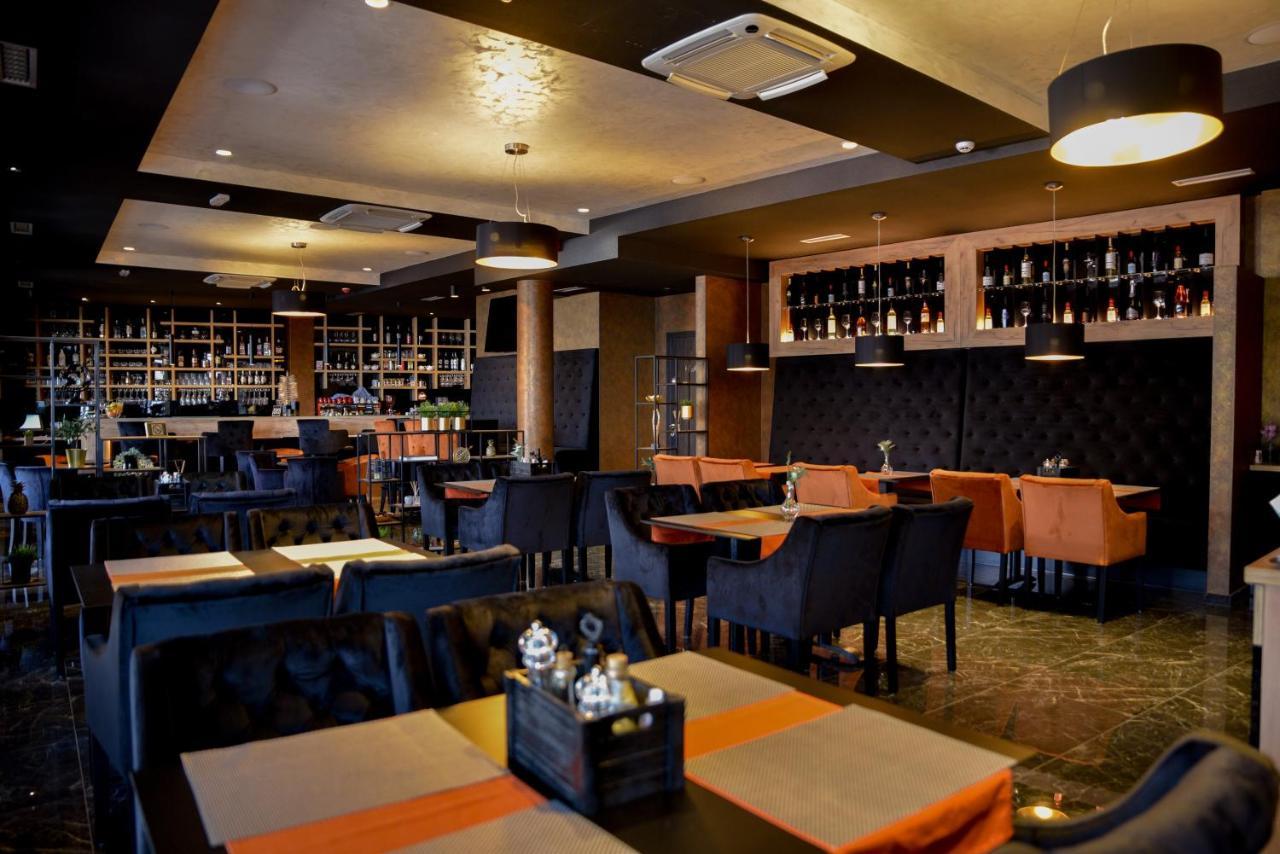 סנג' Hotel Meduza מראה חיצוני תמונה