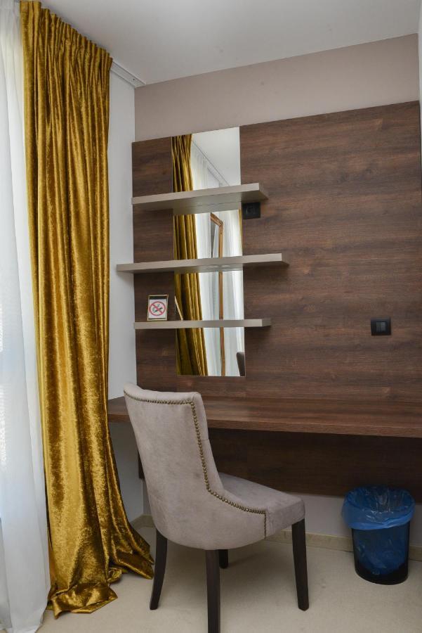 סנג' Hotel Meduza מראה חיצוני תמונה